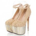 /album/stile-/sapato-meia-pata-com-spikes-bege-jpg/